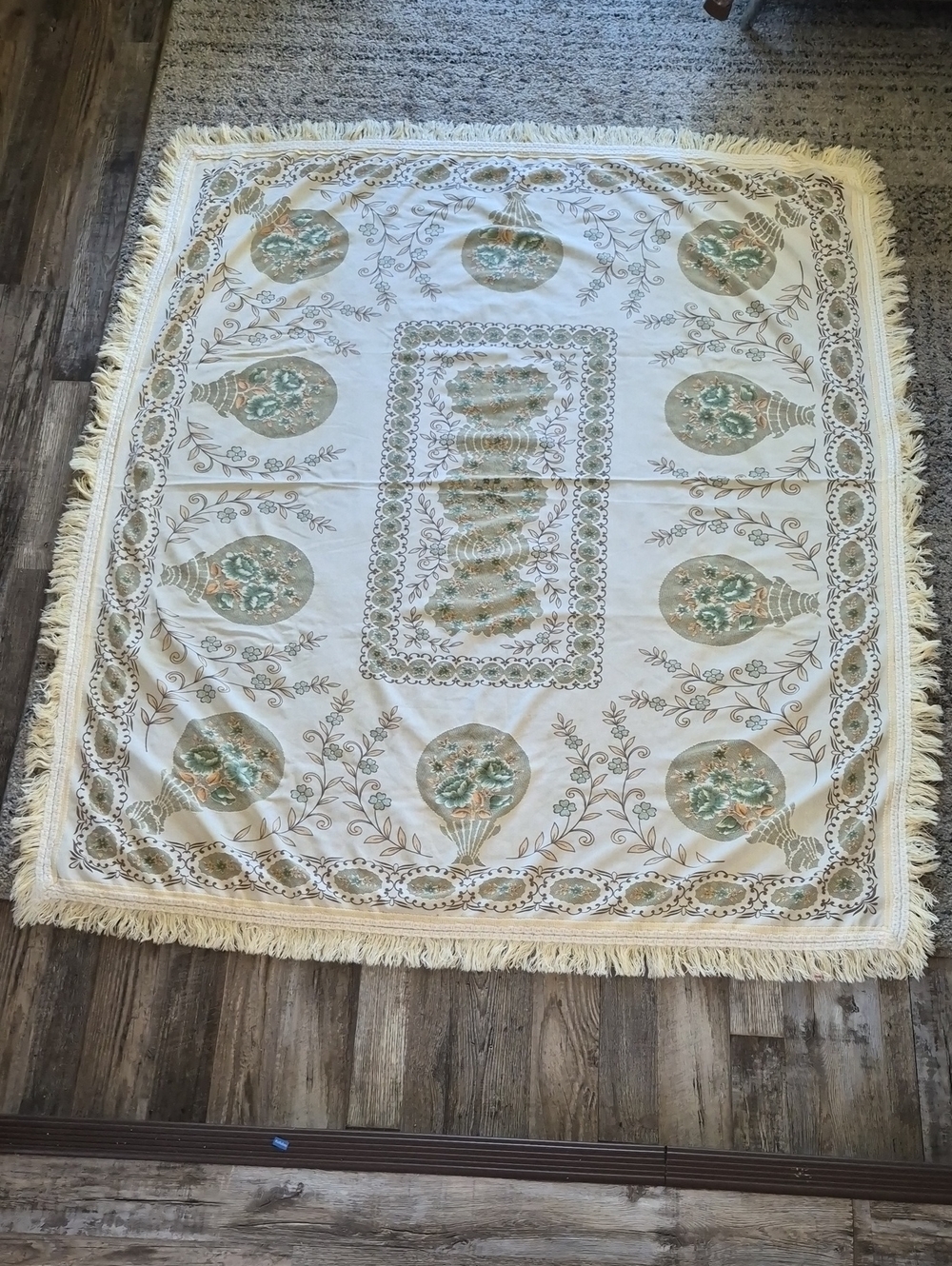 Vintage Floral Fringe Tablecloth 52"x60"